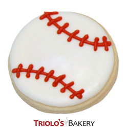 The Baseball Cookie Favor, perfect for baseball themed parties, world series party, little league celebration, high school baseball team parties, fundraisers, and championship parties.