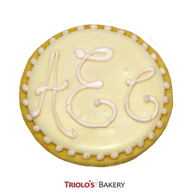 The Elegant Monogram Favor, perfect for Weddings, Engagement Showers, Graduation, Promotion, and Boss Appreciation Day.  Add to a gift basket or cookie bouquet.