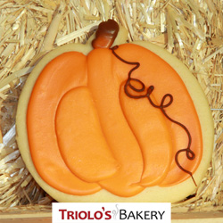 The Pumpkin Cookie Favor, perfect for Fall Harvest, Halloween, and Thanksgiving party favors. Send in a gift basket or cookie bouquet.